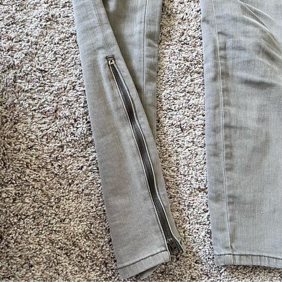 Pilcro and the Letterpress Serif Zipper Skinny Pants Jeans - Picture 13 of 15